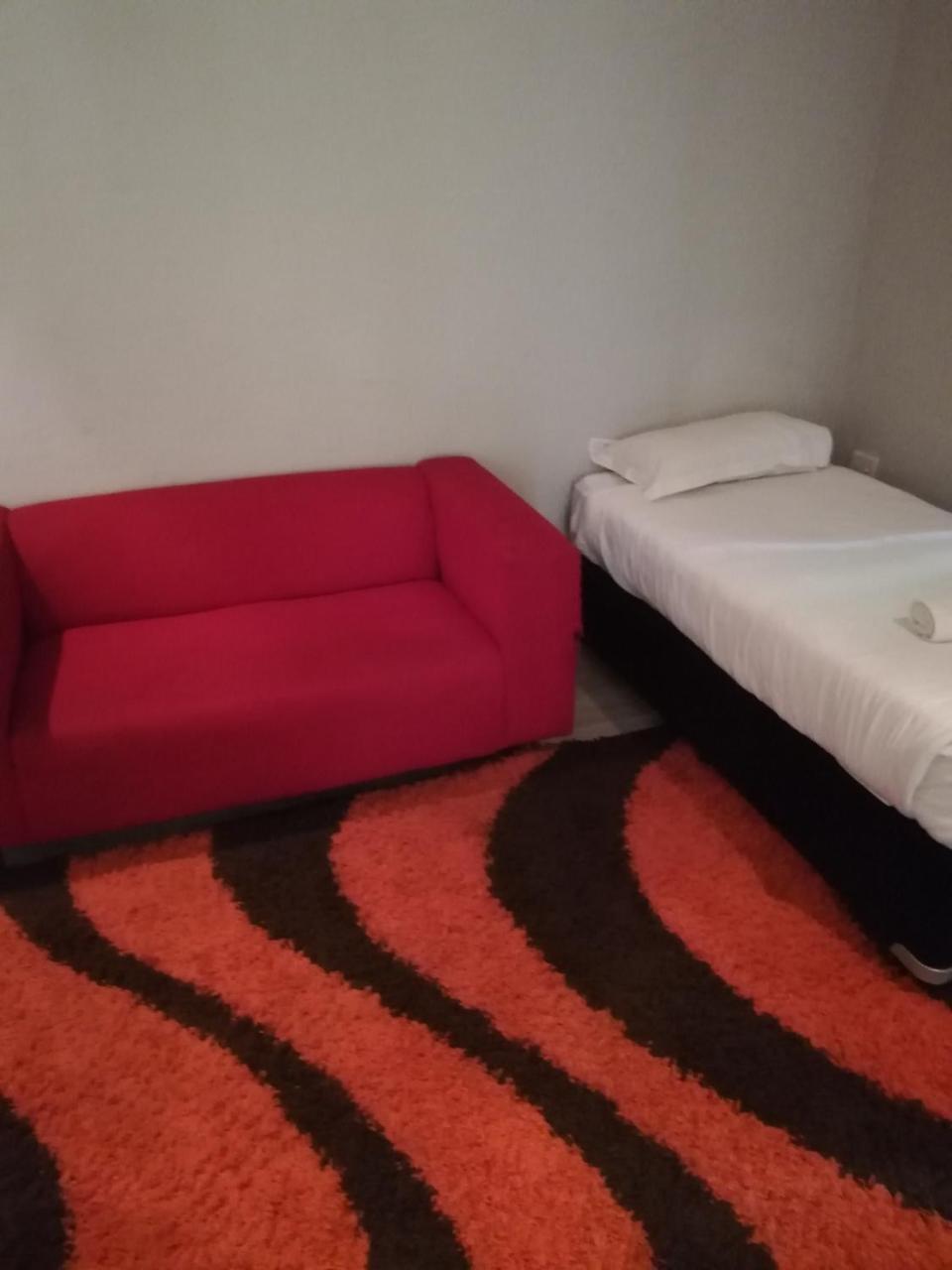 Green On Minni Guest House Pretoria-Noord Zewnętrze zdjęcie