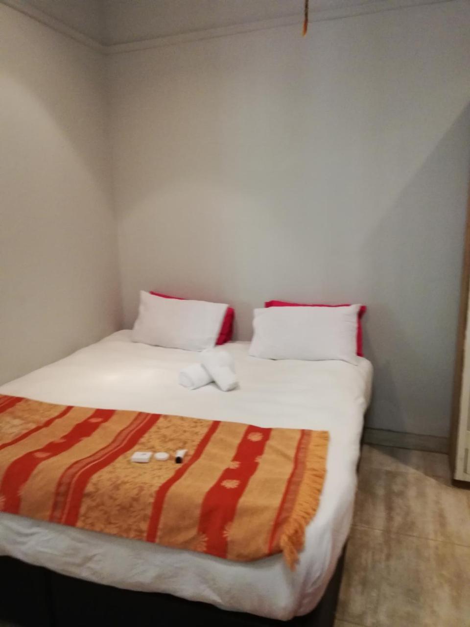 Green On Minni Guest House Pretoria-Noord Zewnętrze zdjęcie
