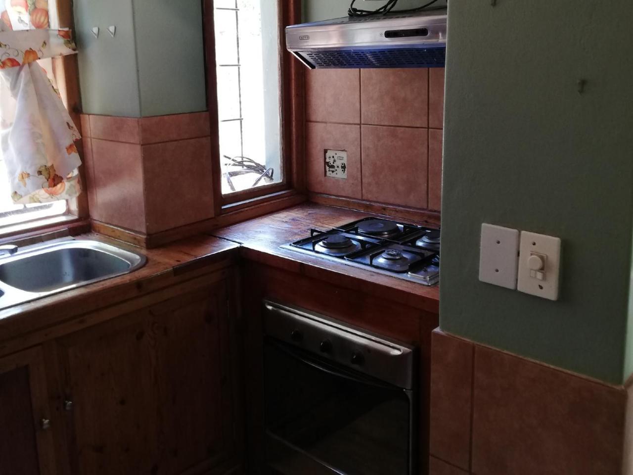 Green On Minni Guest House Pretoria-Noord Zewnętrze zdjęcie
