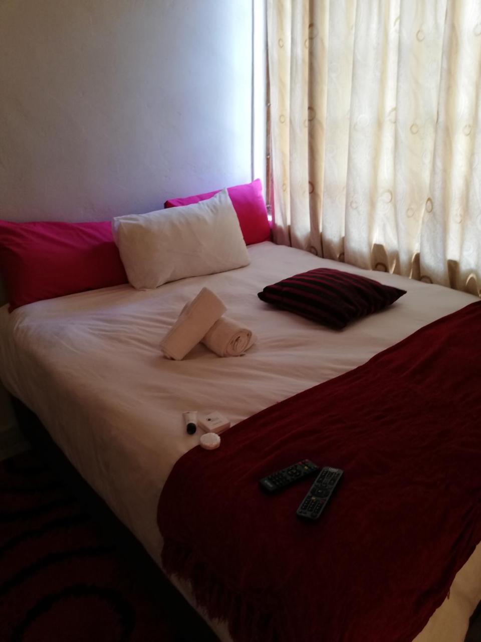 Green On Minni Guest House Pretoria-Noord Zewnętrze zdjęcie